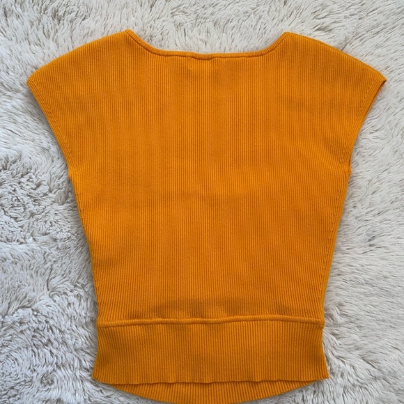 Aritzia Wilfred Orange Ribbed Cut-Out Top - Picture 4 of 5